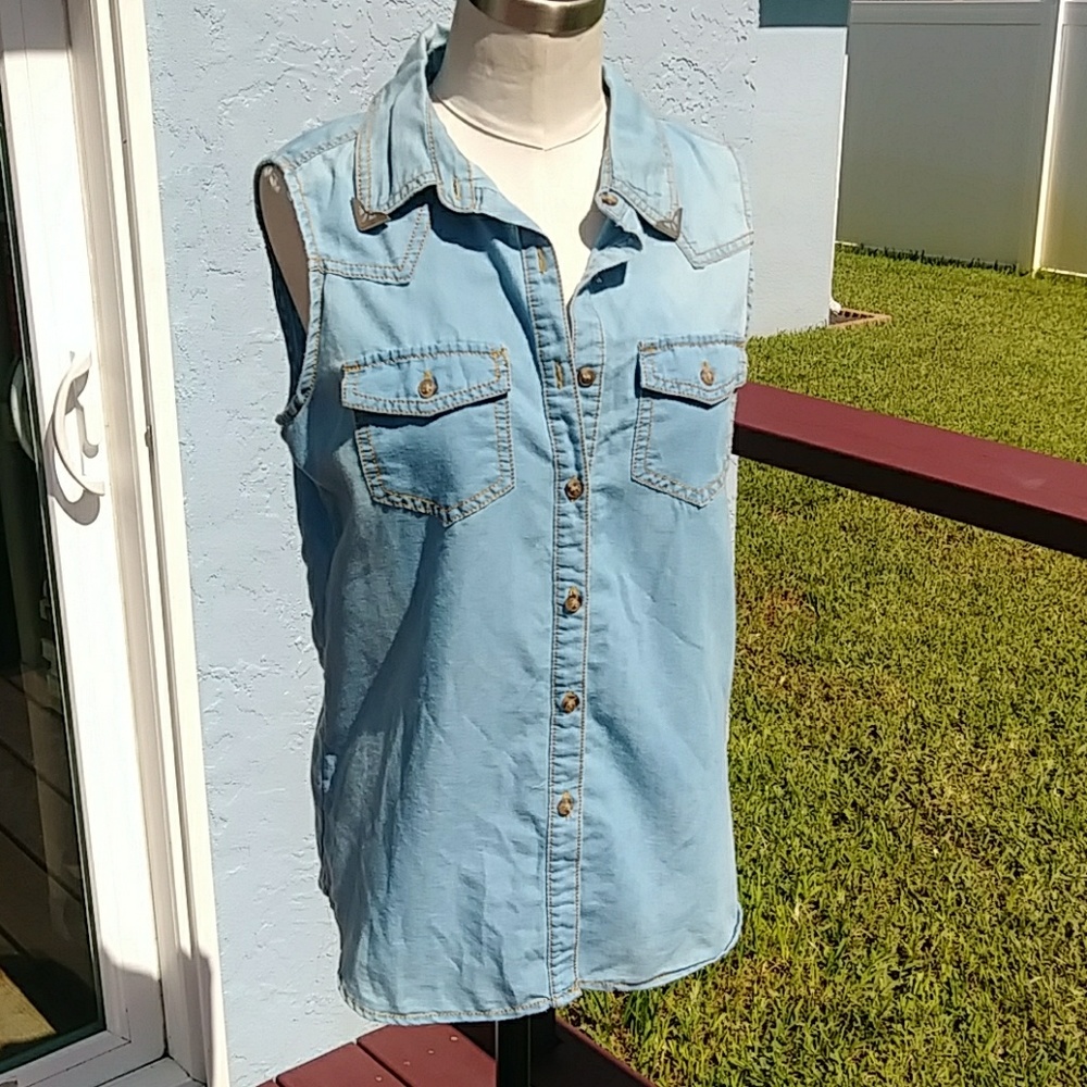 Bajee Collection Women's Top.